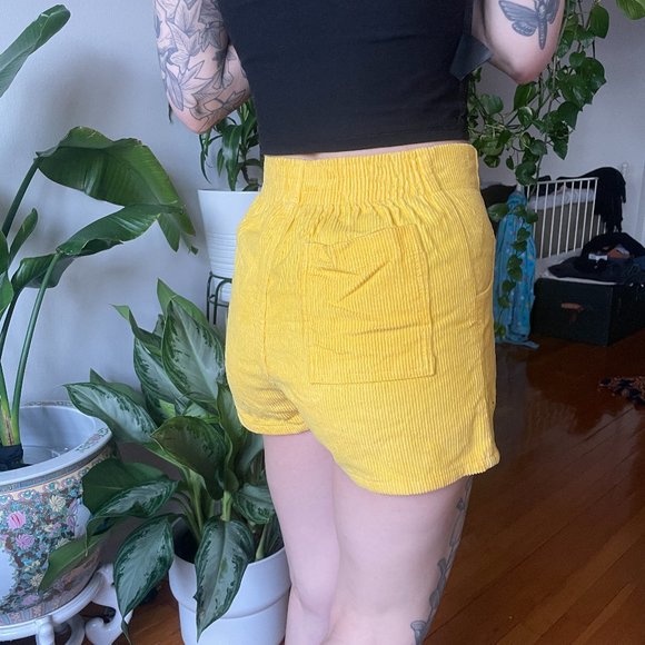 HAMMIES shorts - Picture 2 of 2